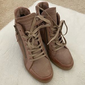 MiZ Mooz Adela Perf Sneakers